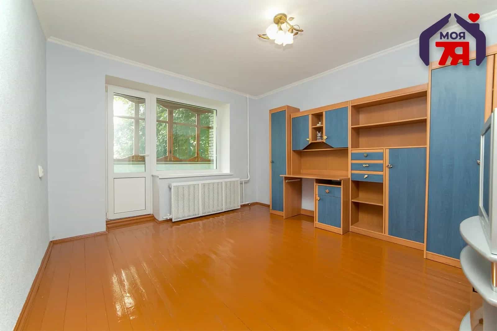Беларусь, Минская область, Вилейка, улица Гагарина, 11, фото 5