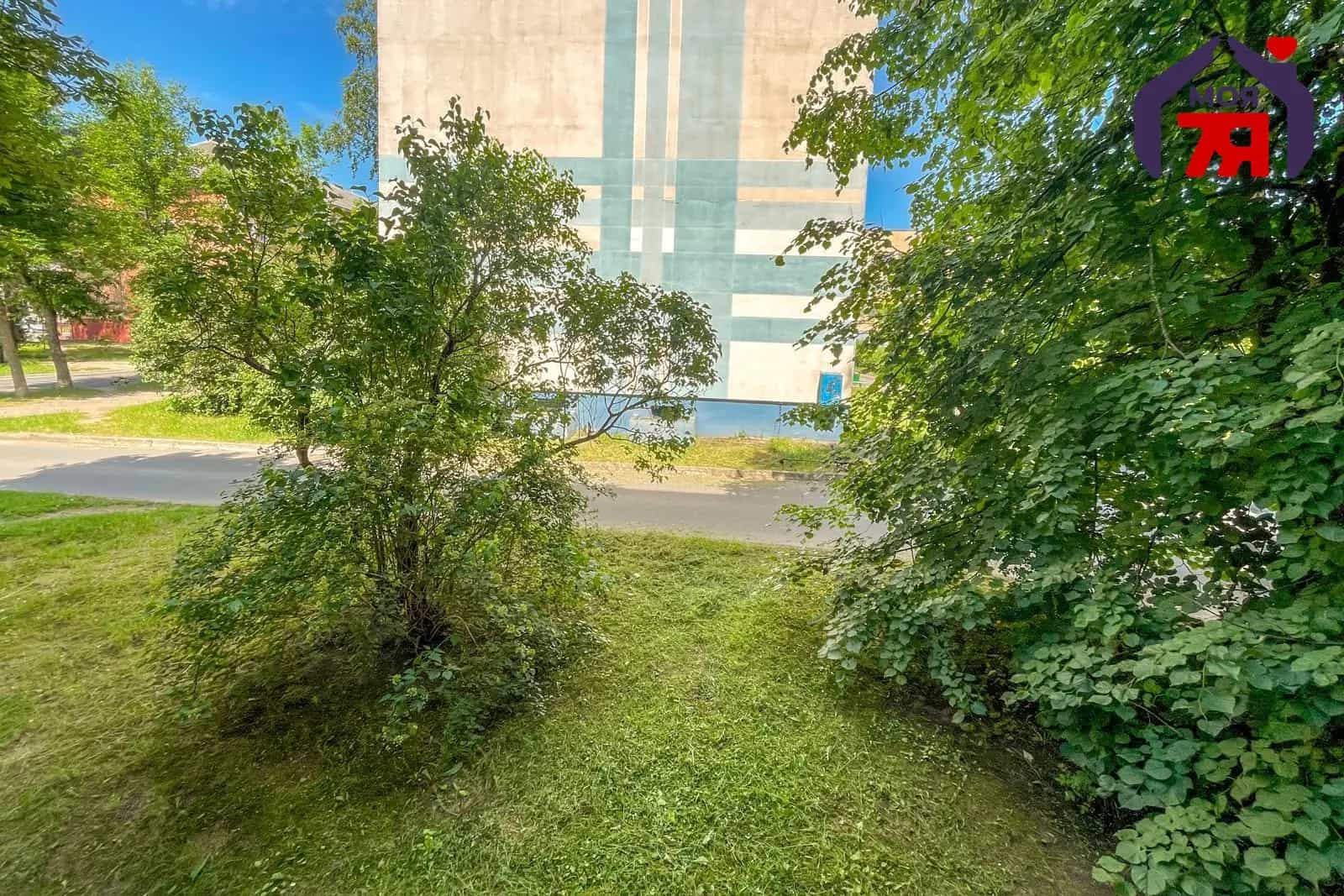 Беларусь, Минская область, Вилейка, улица Гагарина, 11, фото 16