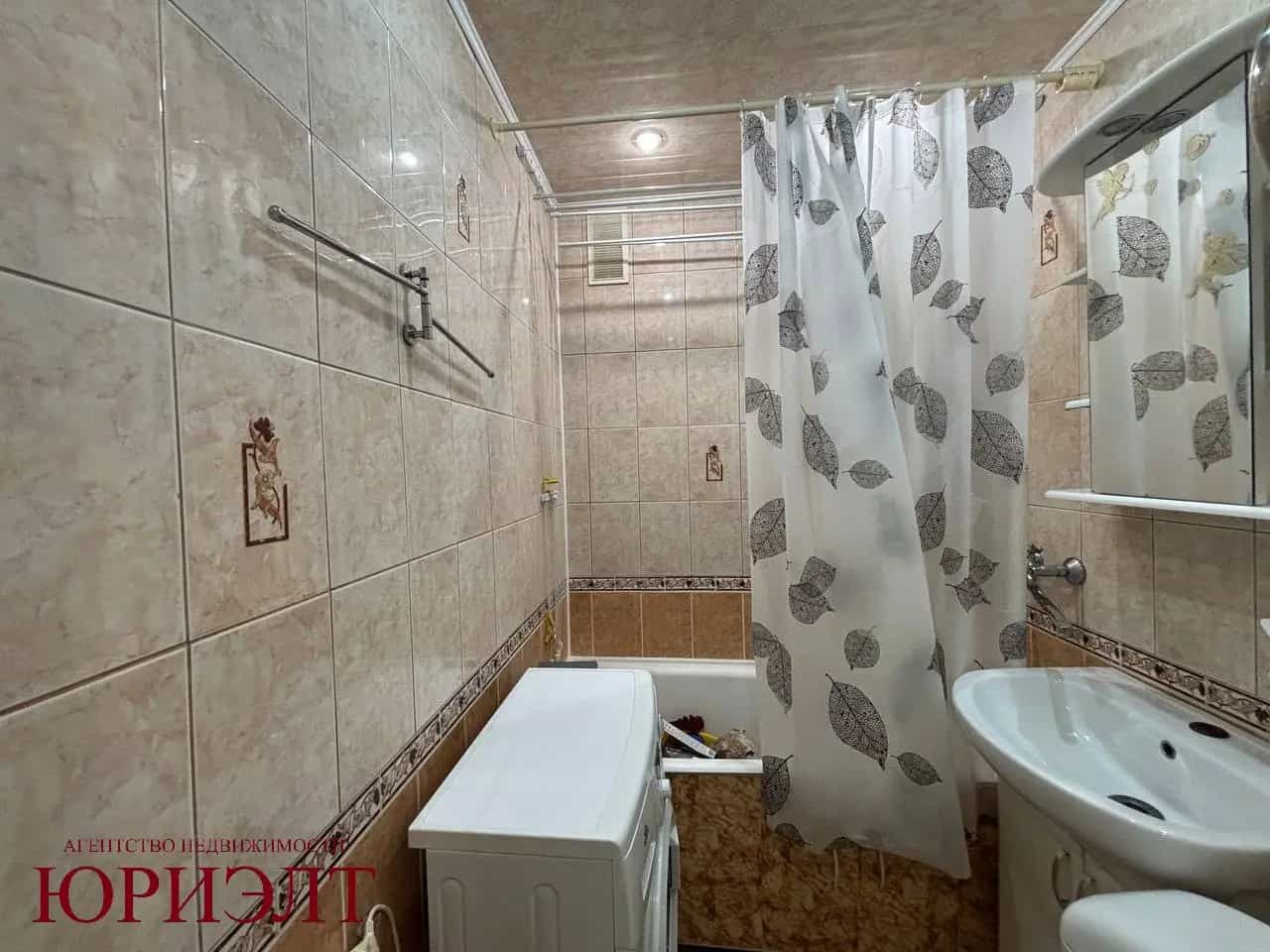Беларусь, Витебская область, Новополоцк, Молодёжная улица, 55, фото 13