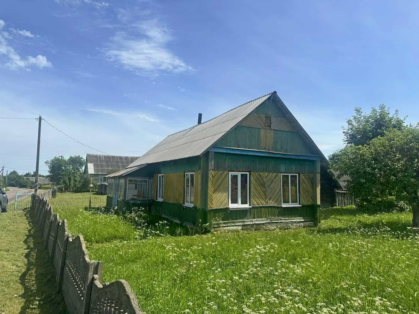 Беларусь, Гродненская область, Сморгонский район, агрогородок Синьки, Центральная улица, 80