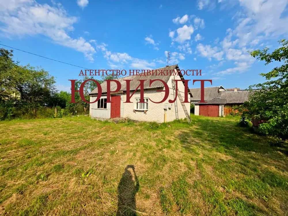 Беларусь, Гродненский район, Поречский сельсовет, деревня Лосево, Молодёжная улица, 11