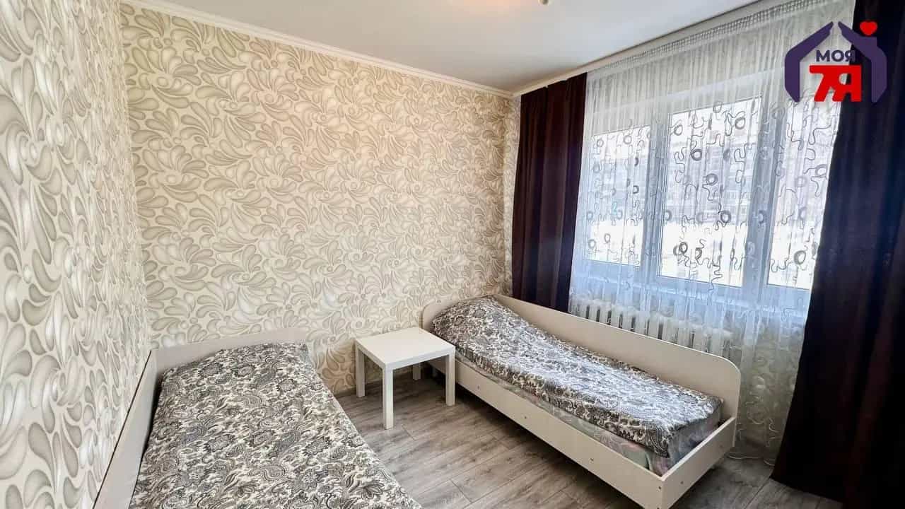 Беларусь, Минская область, Слуцк, Социалистическая улица, 142, фото 23