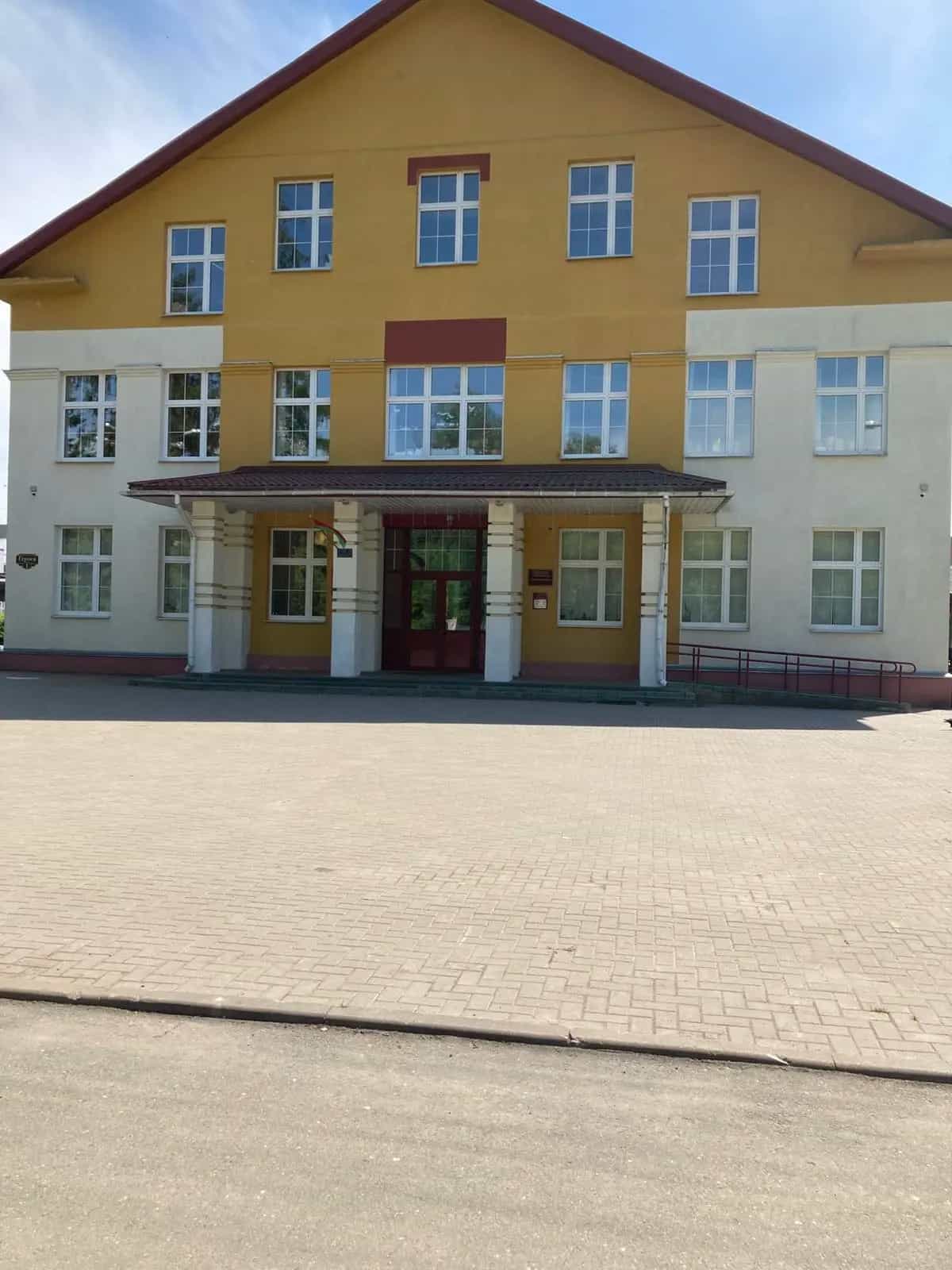 Беларусь, Минский район, городской посёлок Мачулищи, Гвардейская улица, 10, фото 25