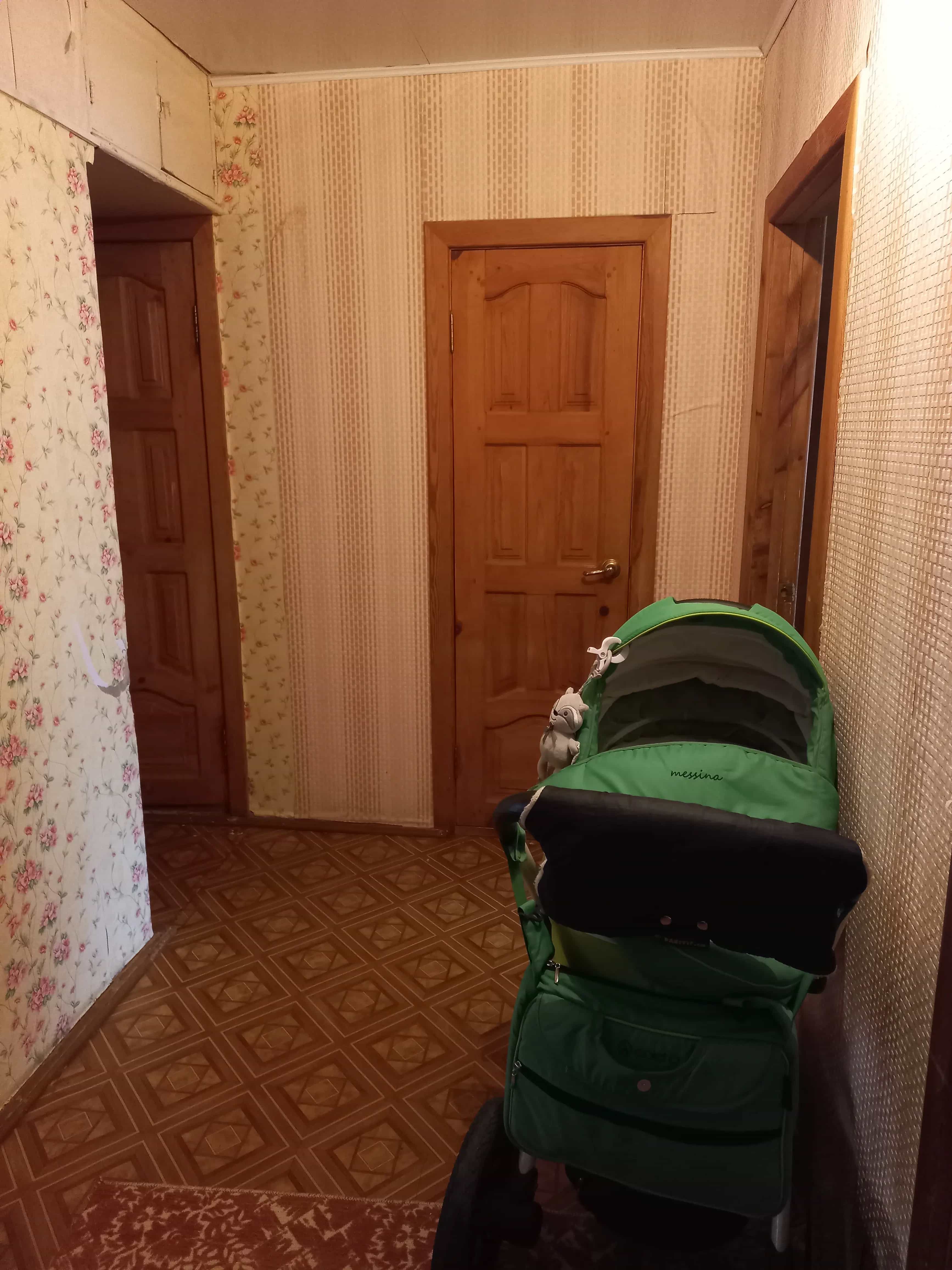 Беларусь, Гродненская область, Островец, улица Володарского, 70, фото 8