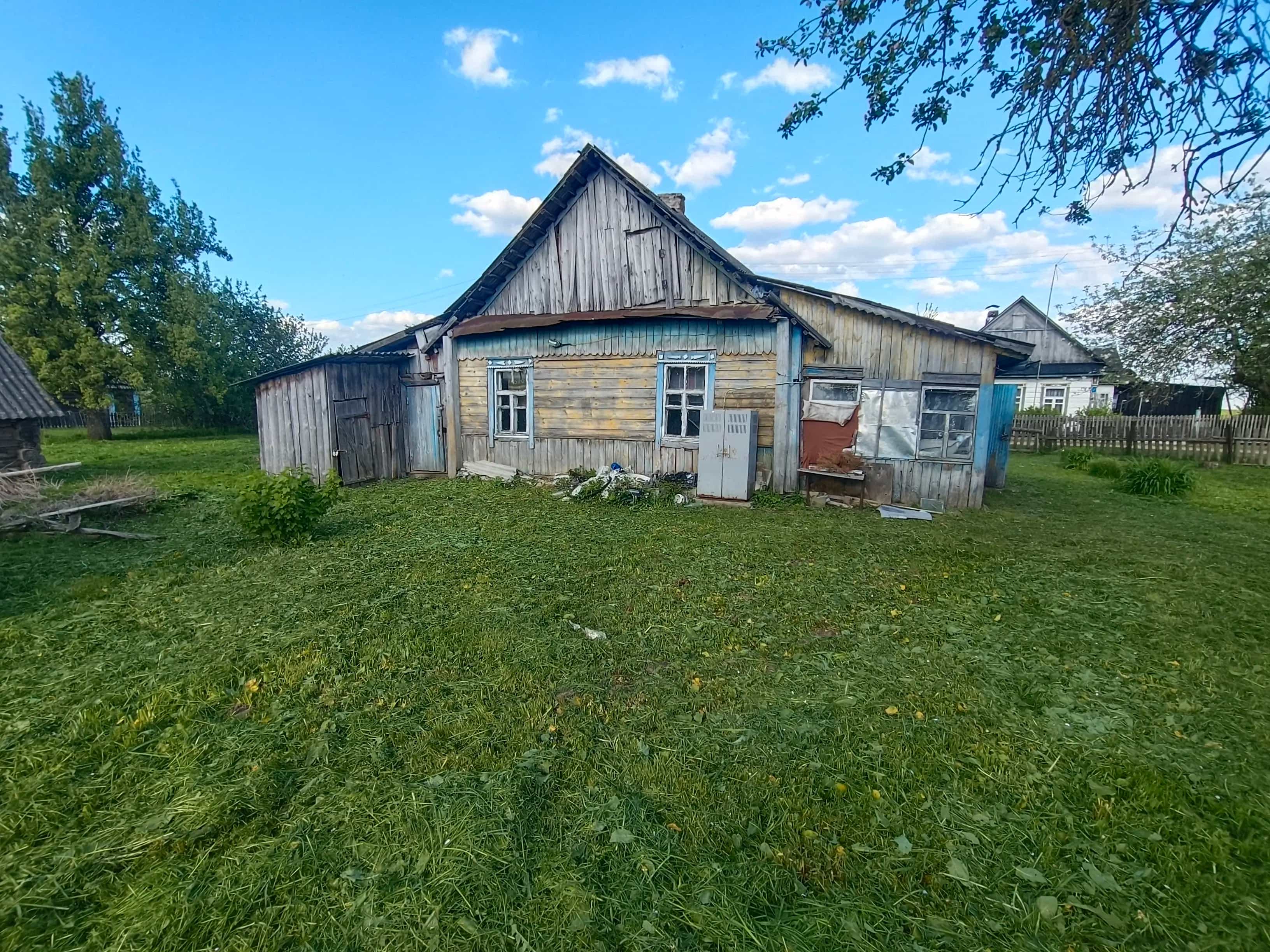 Беларусь, Минская область, Логойский район, Плещеницкий сельсовет, деревня Зады, 20