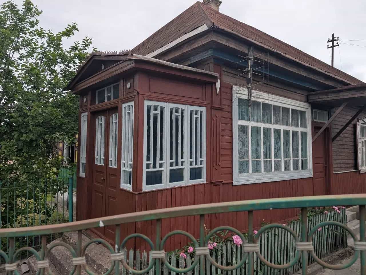 Беларусь, Гродненская область, Слоним, улица Максима Горького, 10, фото 2