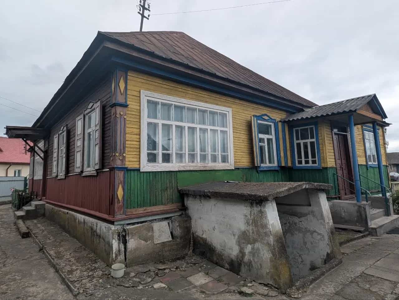 Беларусь, Гродненская область, Слоним, улица Максима Горького, 10, фото 6