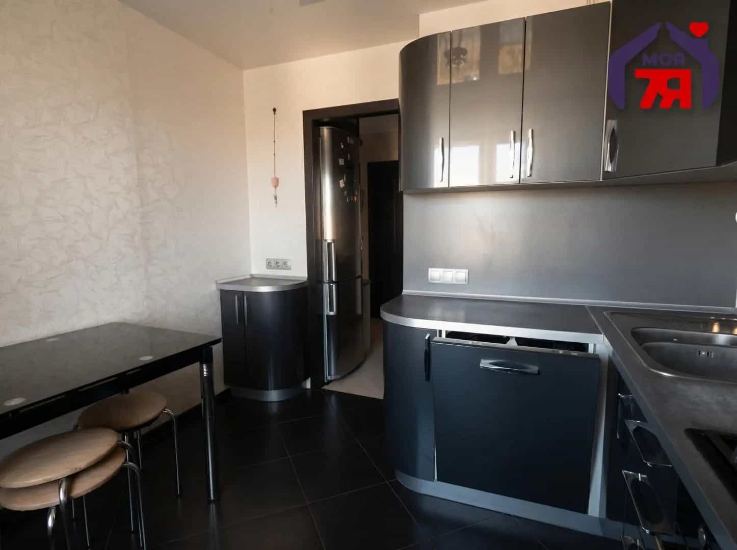 Беларусь, Минская область, Солигорск, Железнодорожная улица, 28, фото 3