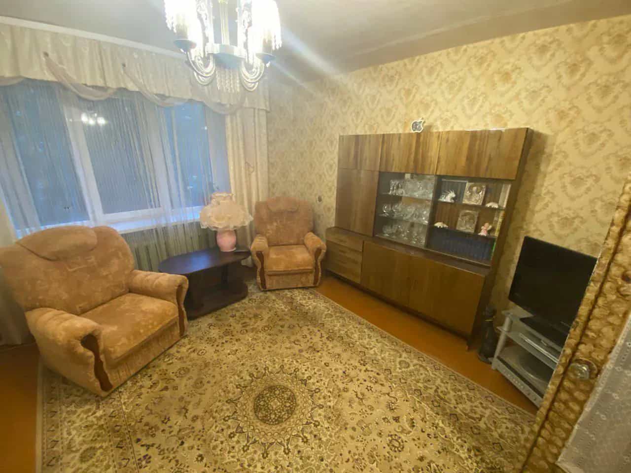Беларусь, Гомельская область, Жлобин, 1-й микрорайон, 11, фото 9