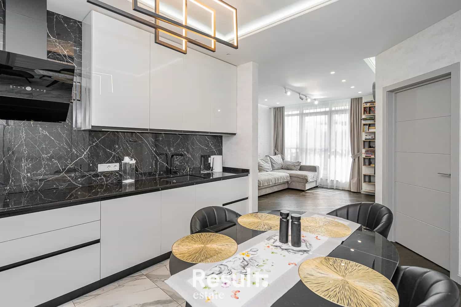 Беларусь, Минск, улица Лейтенанта Кижеватова, 1Б, фото 6