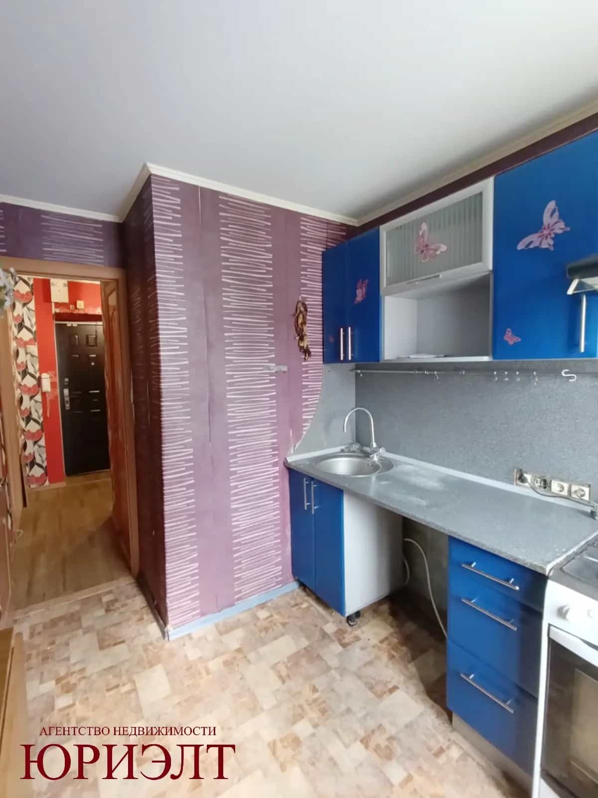 Беларусь, Брестская область, Пинск, Студенческая улица, 11, фото 4