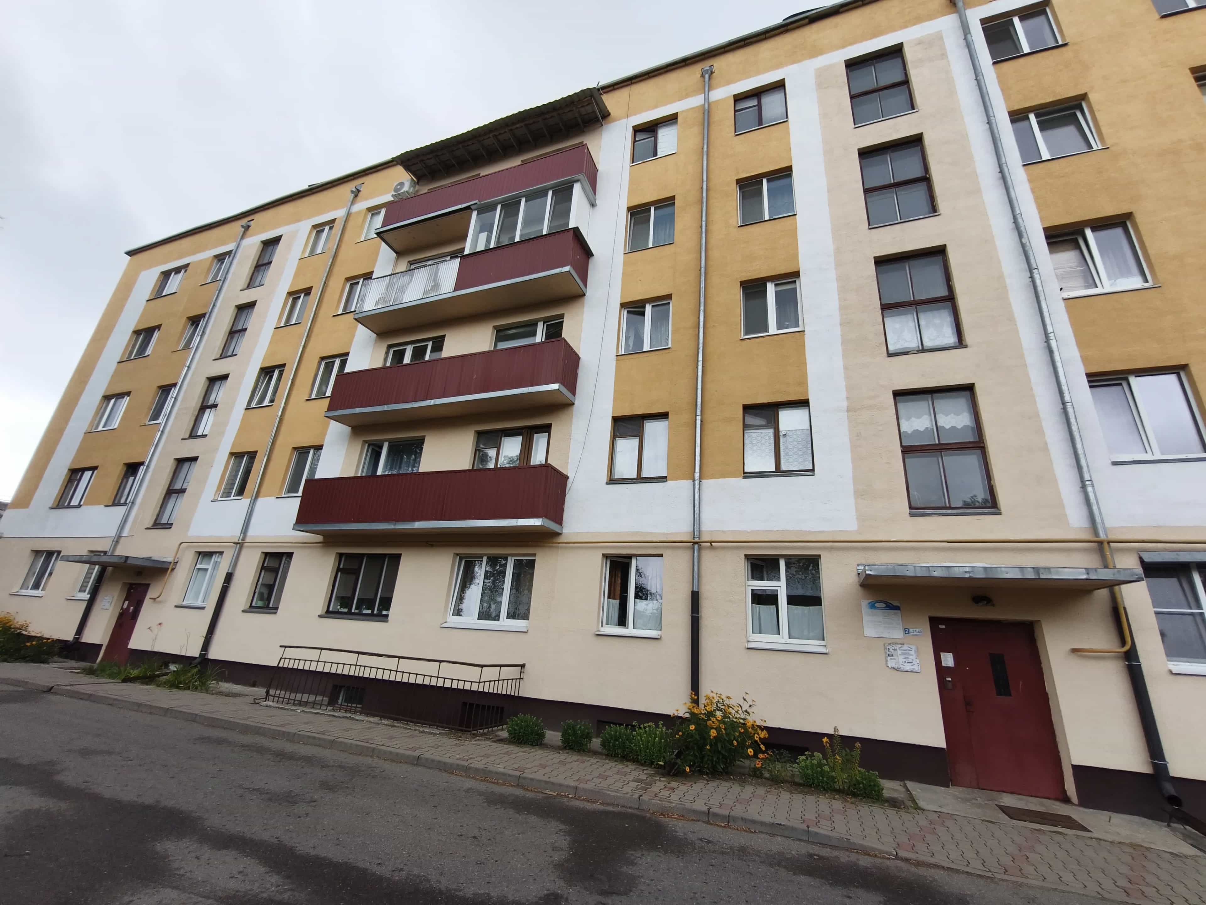 Беларусь, Брестская область, Кобрин, улица Дзержинского, 68к2, фото 2