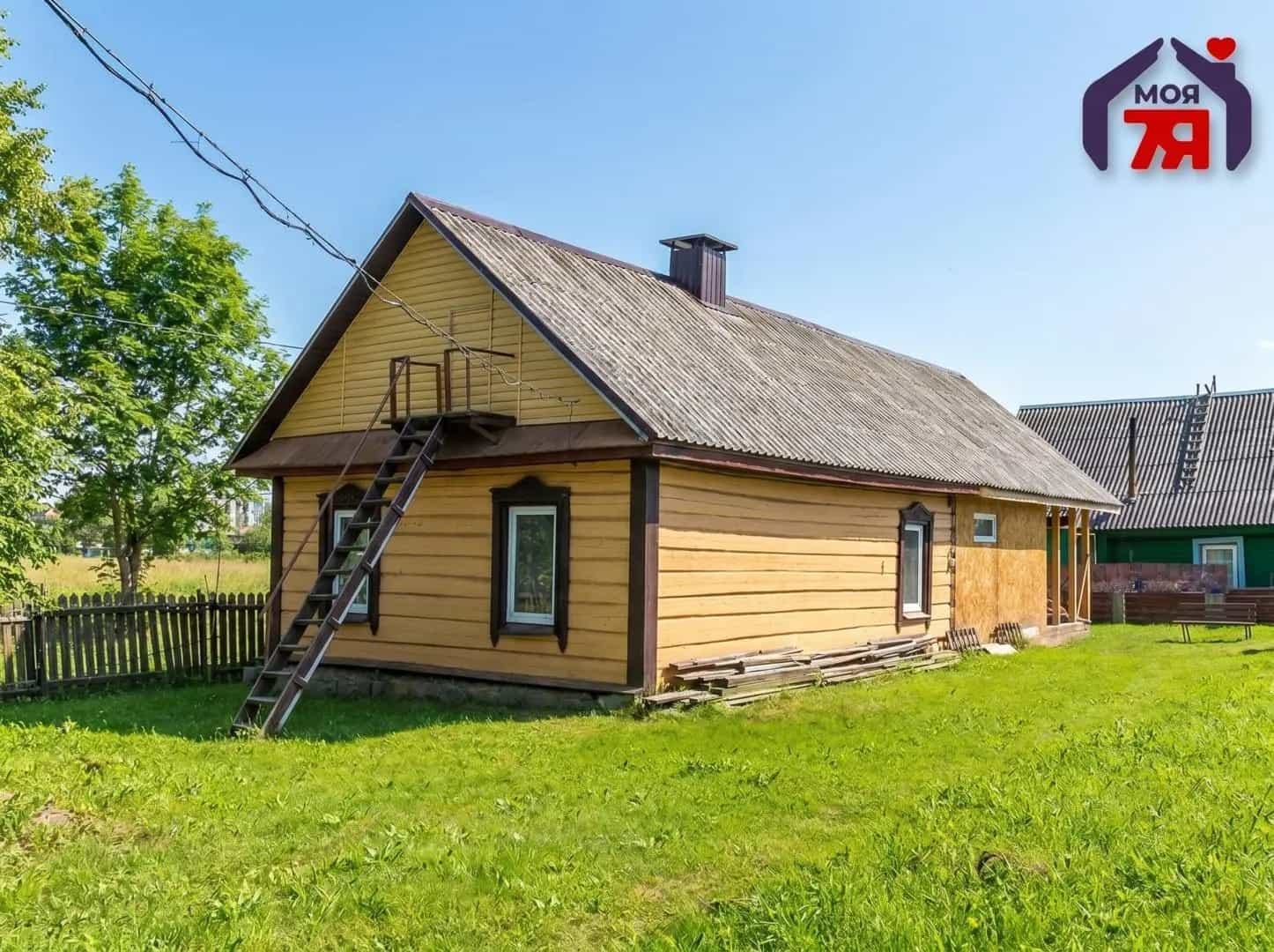 Беларусь, Минская область, Логойск, улица Крылова, 12, фото 4