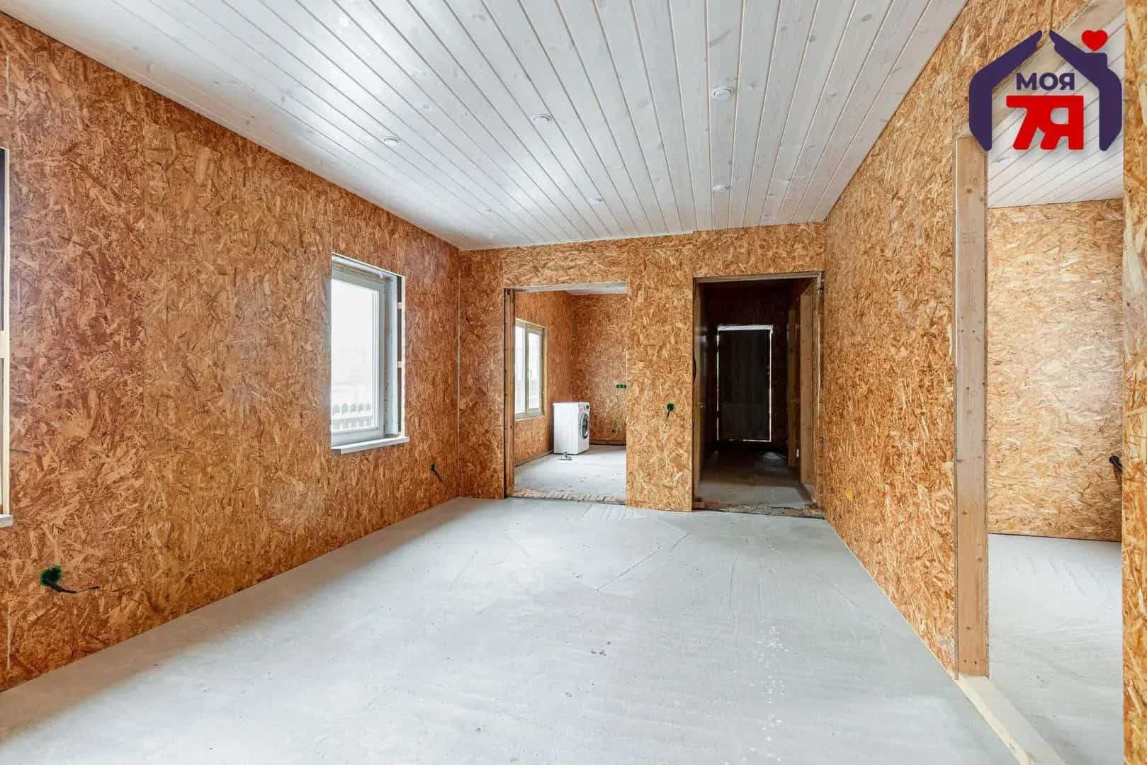 Беларусь, Минская область, Логойск, улица Крылова, 12, фото 8