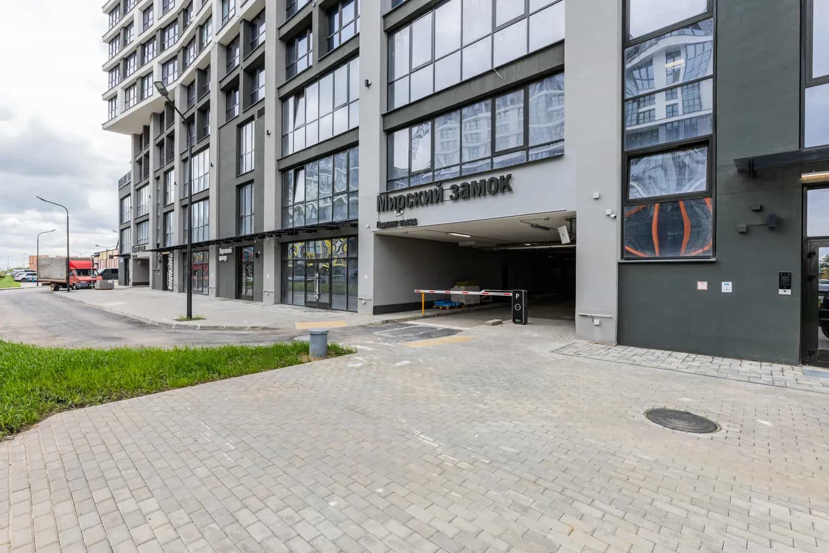 Беларусь, Минск, улица Михаила Савицкого, 24, фото 13