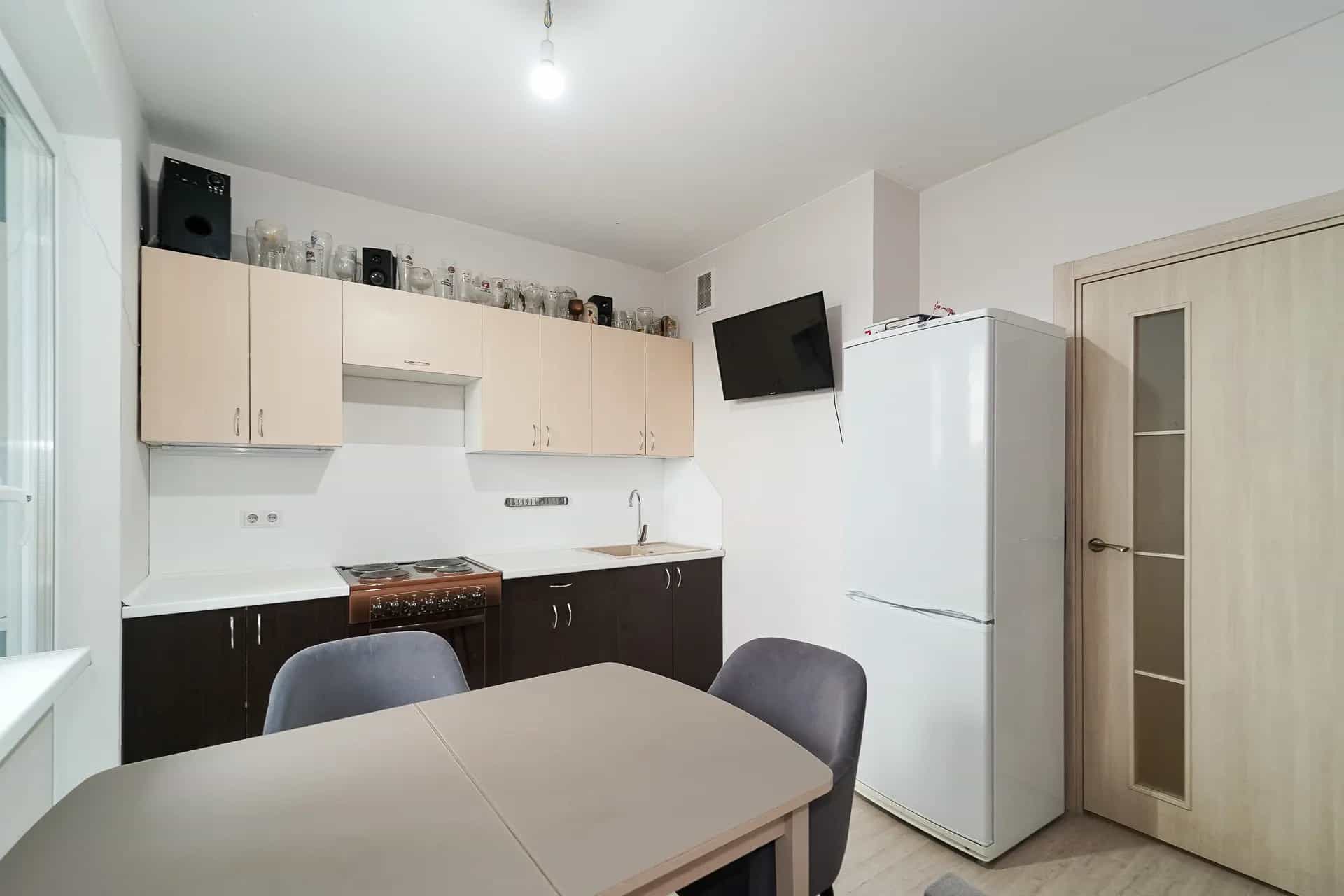 Беларусь, Минск, улица Карвата, 10В, фото 7