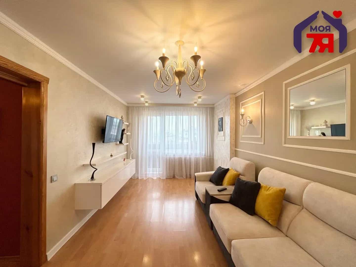 Беларусь, Минская область, Солигорск, улица Ленина, 2Б, фото 5