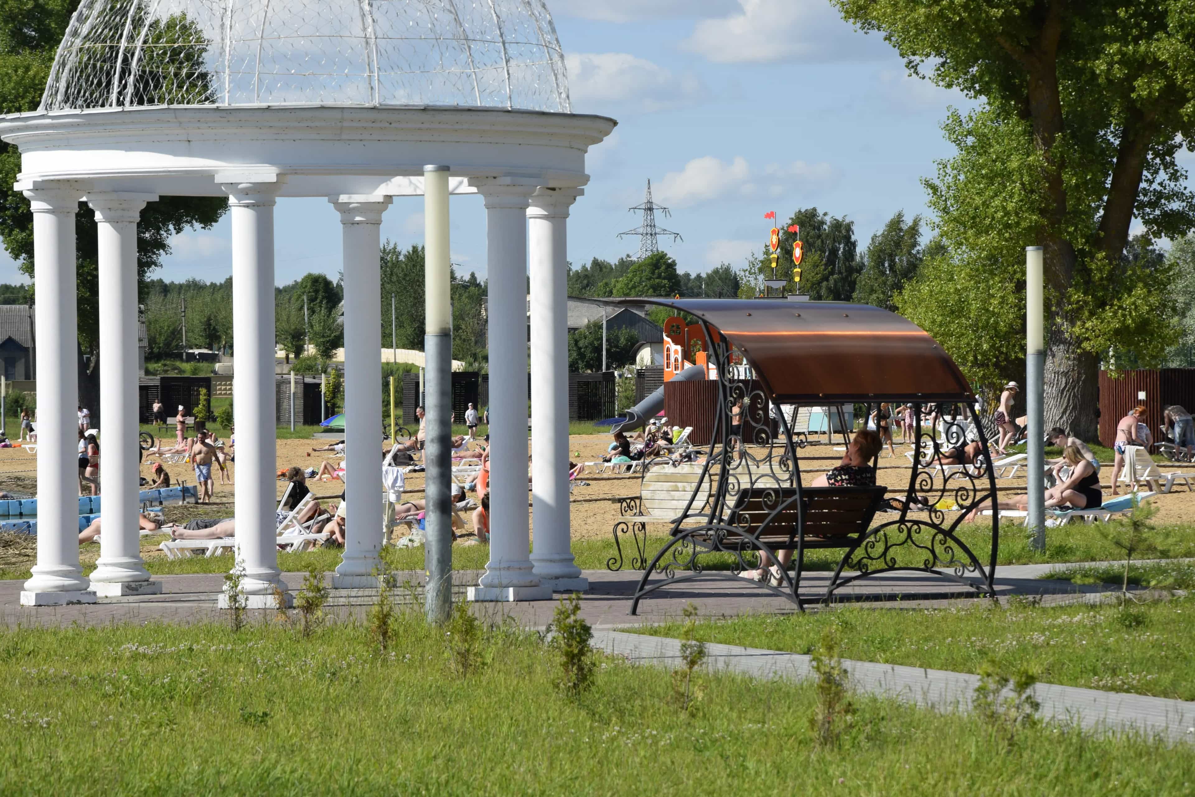 Беларусь, Минская область, Мядельский сельсовет, агрогородок Лукьяновичи, улица 1 Мая, 7, фото 18