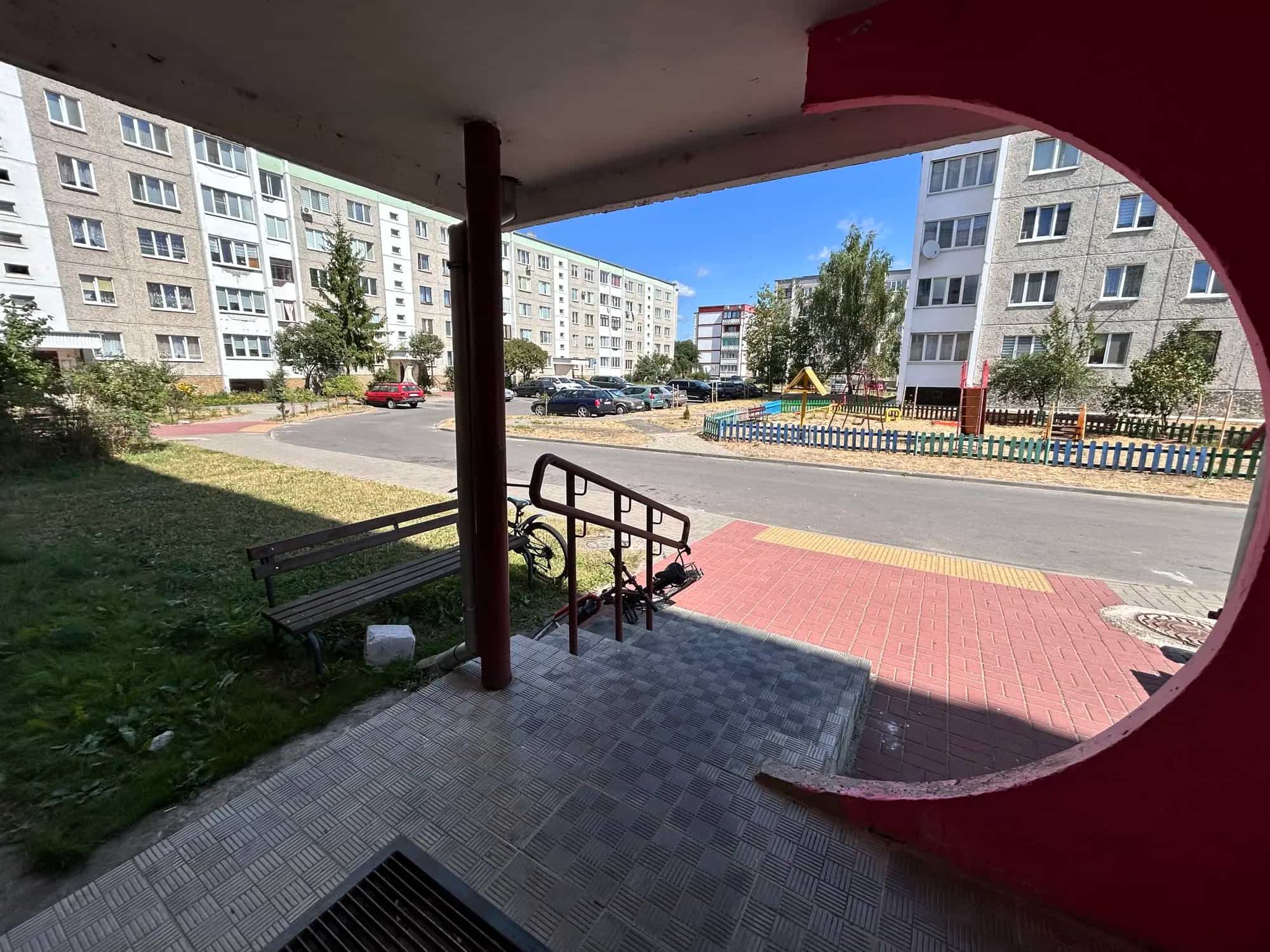Беларусь, Брестская область, Кобрин, улица Дружбы, 17, фото 5