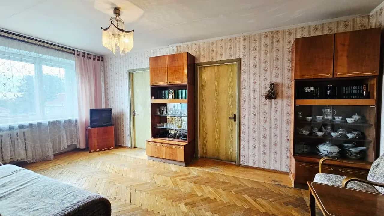 Беларусь, Минская область, Слуцк, улица Корзуна, 2, фото 2