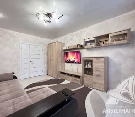Беларусь, Брест, Гвардейская улица, 23, фото 3