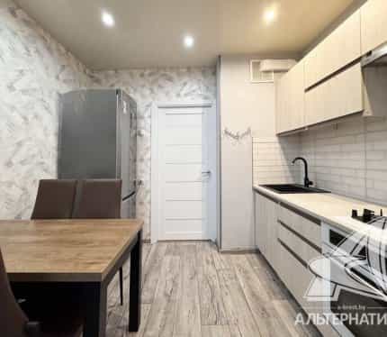 Беларусь, Брест, Гвардейская улица, 23, фото 6