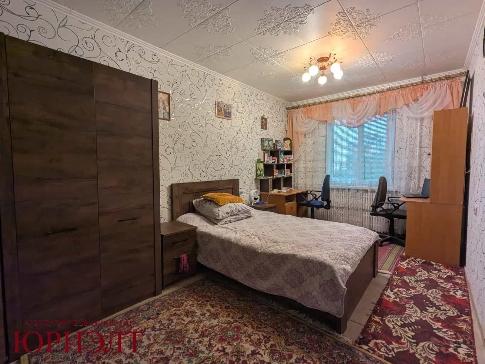 Беларусь, Брестская область, Жабинка, улица Титова, 7, фото 2