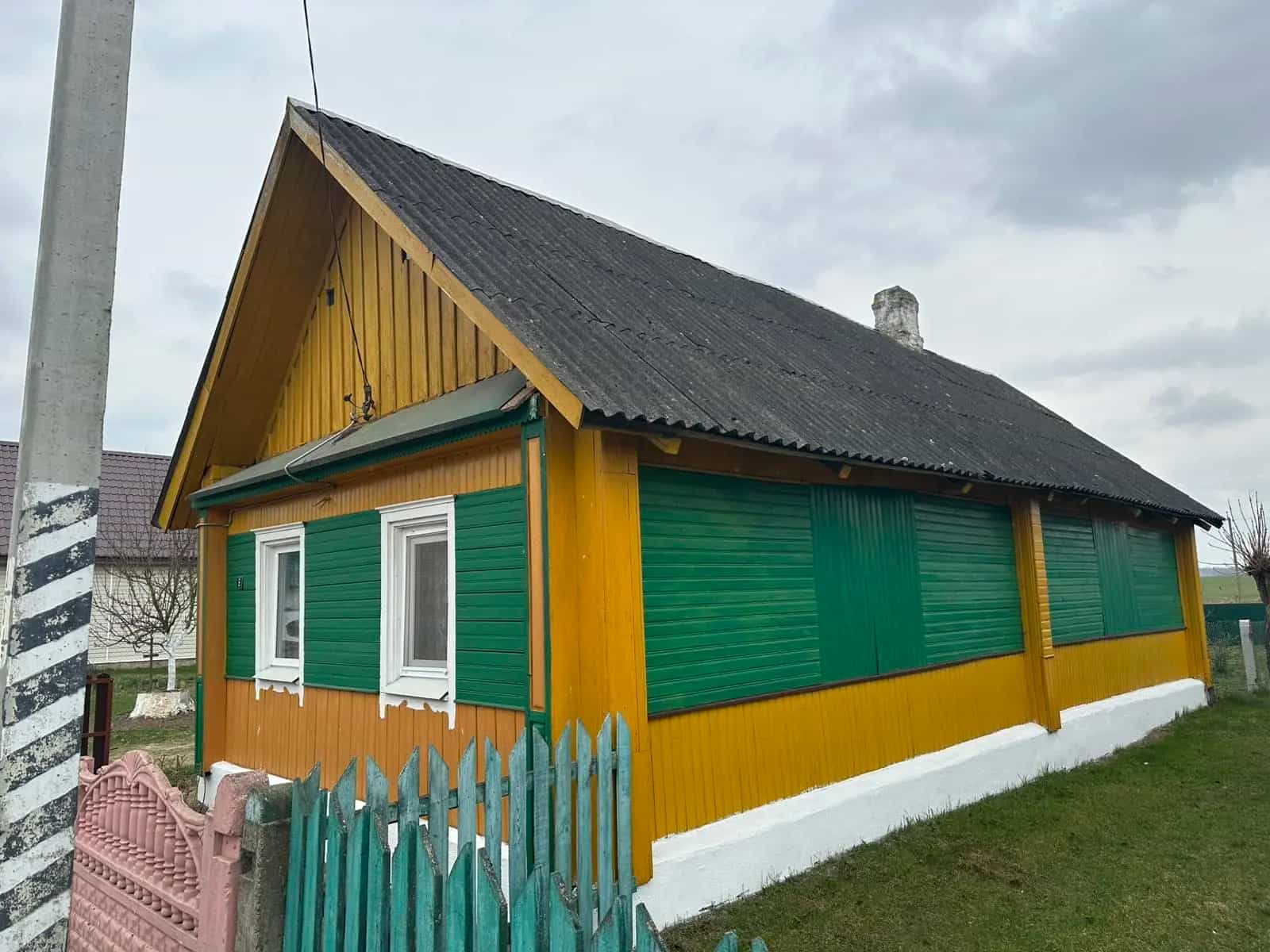 Беларусь, Гродненская область, Сморгонский район, Залесский сельсовет, деревня Михневичи, 55, фото 5