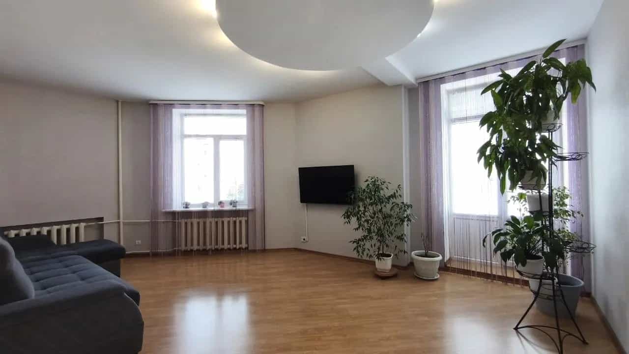 Беларусь, Гомель, Советская улица, 58