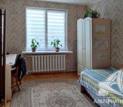 Беларусь, Брест, улица Тургенева, 12, фото 3