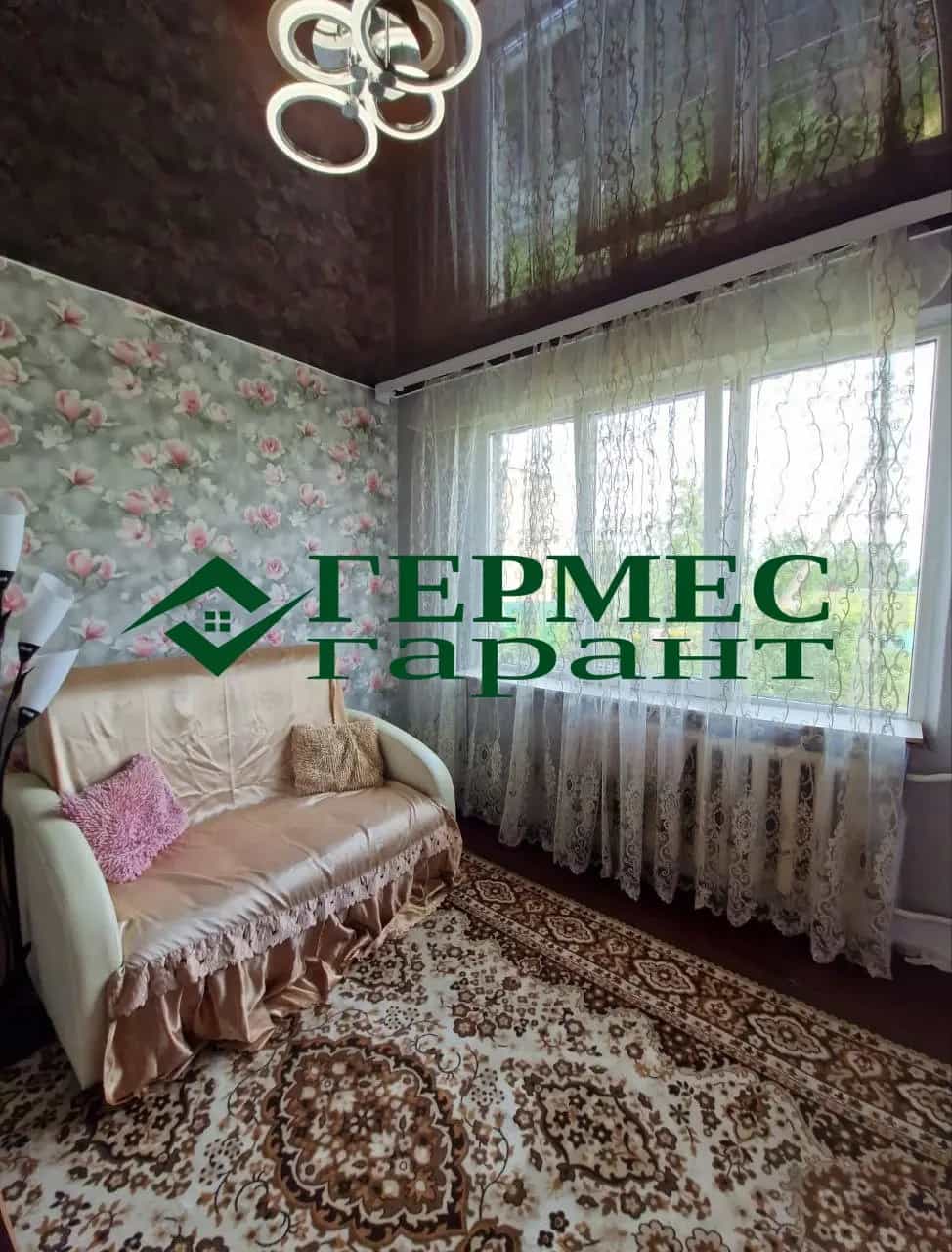Беларусь, Гродненская область, Лидский район, Белицкий сельсовет, агрогородок Лайковщина, Центральная улица, 10