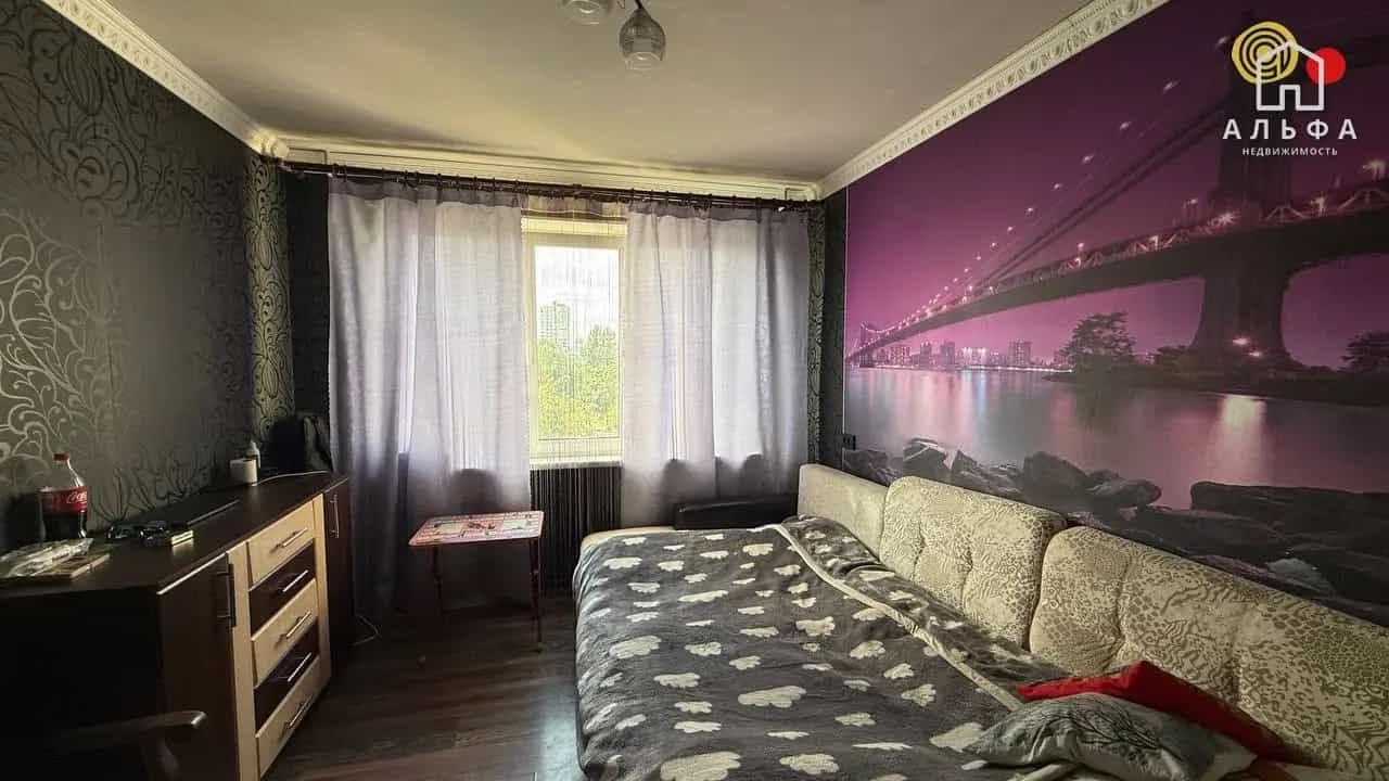 Беларусь, Гомель, улица Жукова, 52