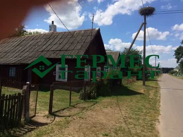 Беларусь, Гродненская область, Щучинский район, городской посёлок Желудок, улица 17 Сентября, 40