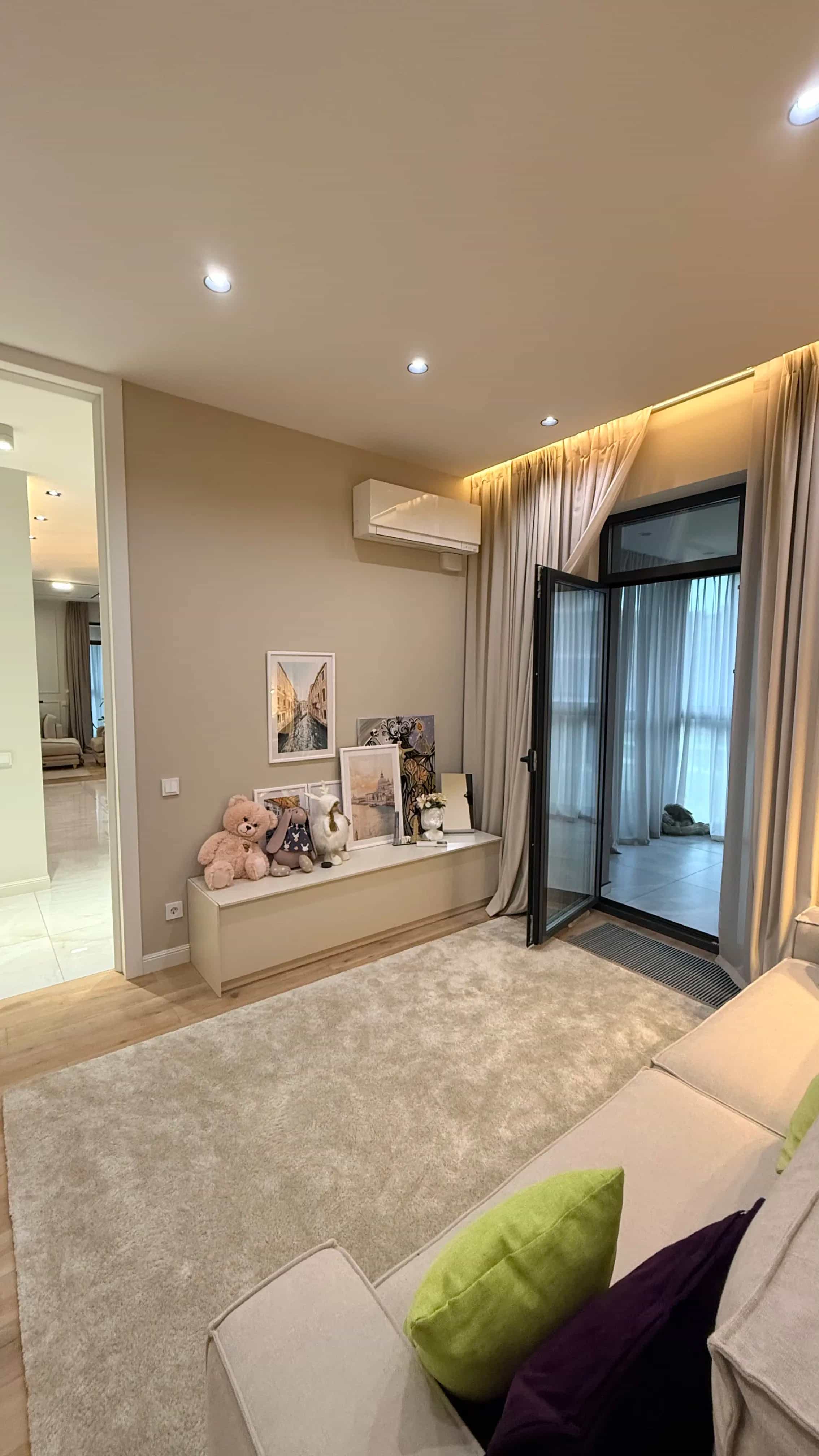 Беларусь, Минский район, Ждановичский сельсовет, агрогородок Ратомка, улица Солнечный Пляж, 1, фото 13