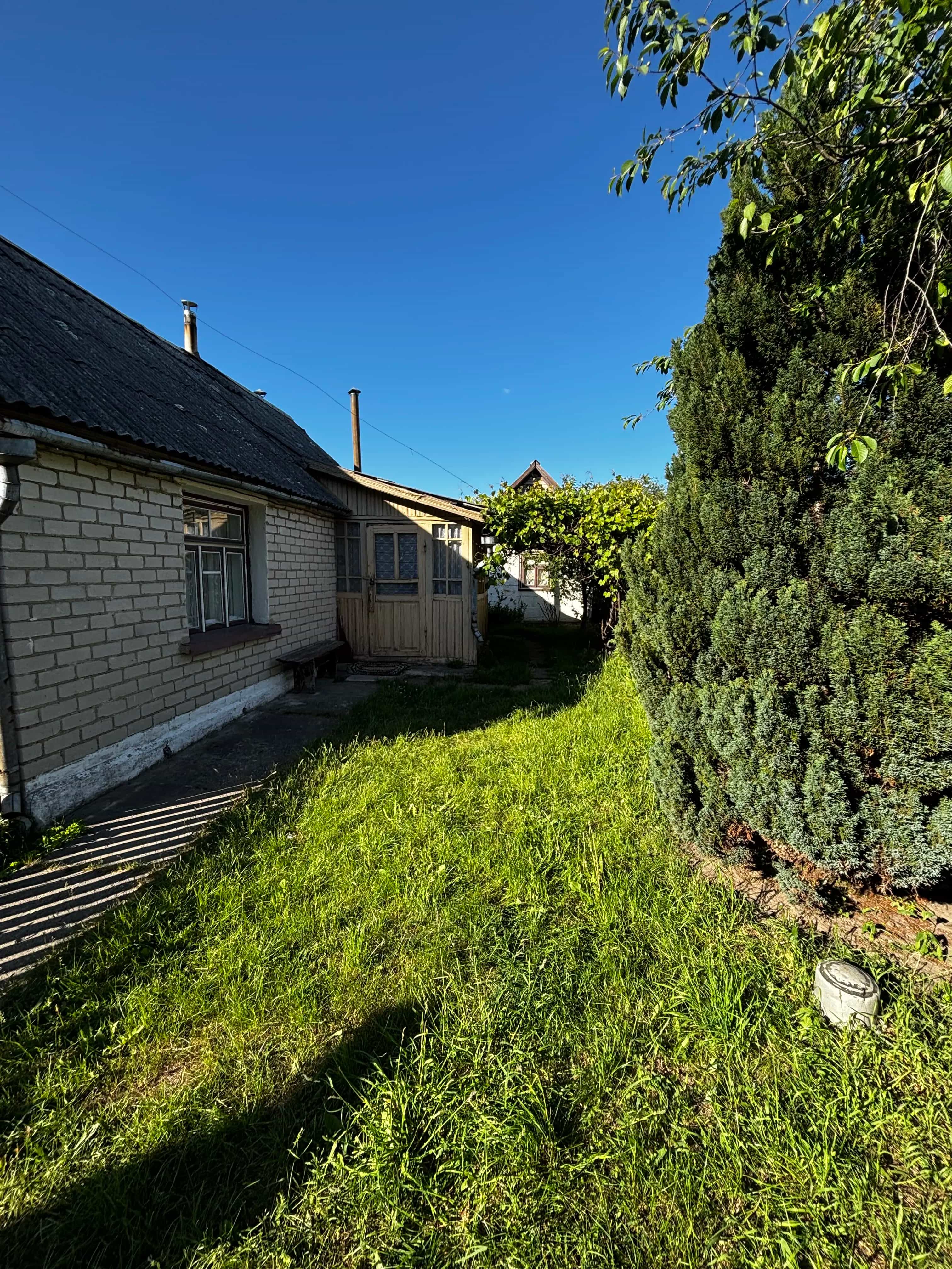 Беларусь, Гродненская область, Свислочь, улица Янки Купалы, 19, фото 5