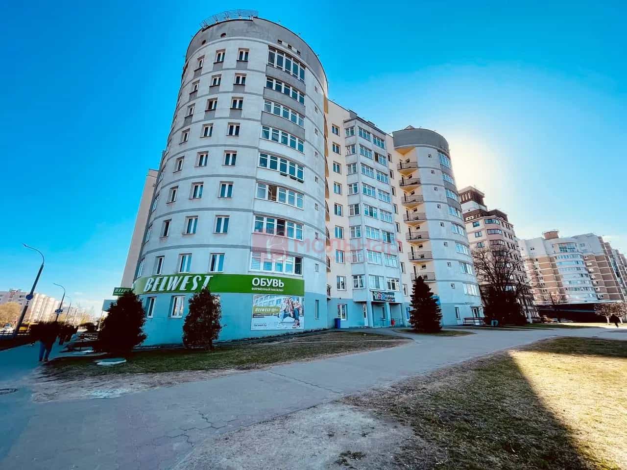 Беларусь, Минск, улица Бурдейного, 8