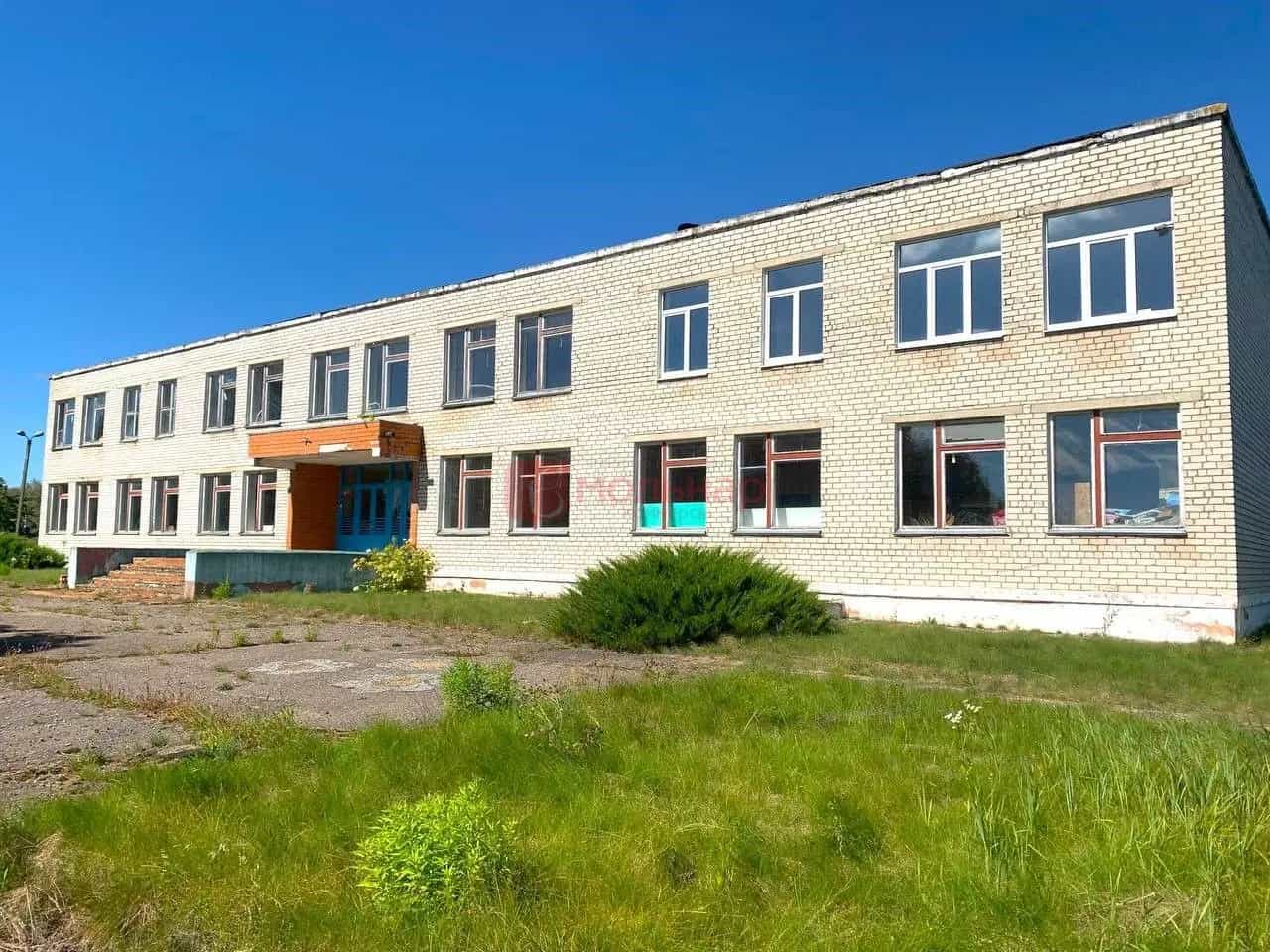 Беларусь, Минская область, Логойский район, Швабский сельсовет, деревня Ганевичи, Школьная улица, 1Б