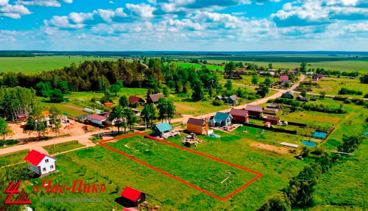 Беларусь, Витебская область, Докшицкий район, Березинский сельсовет, деревня Вольберовичи, Озёрная улица, 31, фото 5
