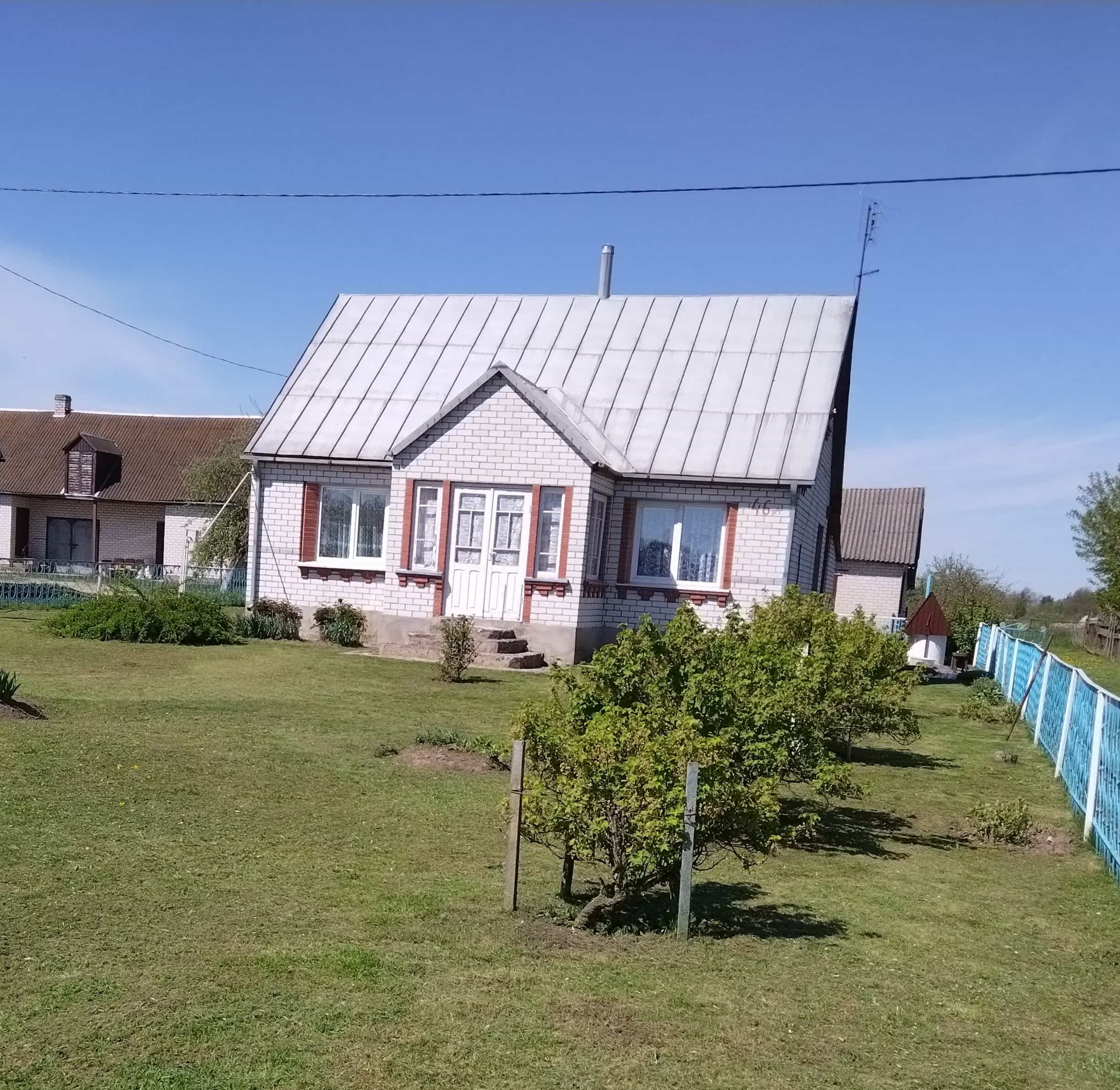 Беларусь, Гродненская область, Вороновский район, городской посёлок Радунь, улица В.И. Ленина, 46А, фото 9