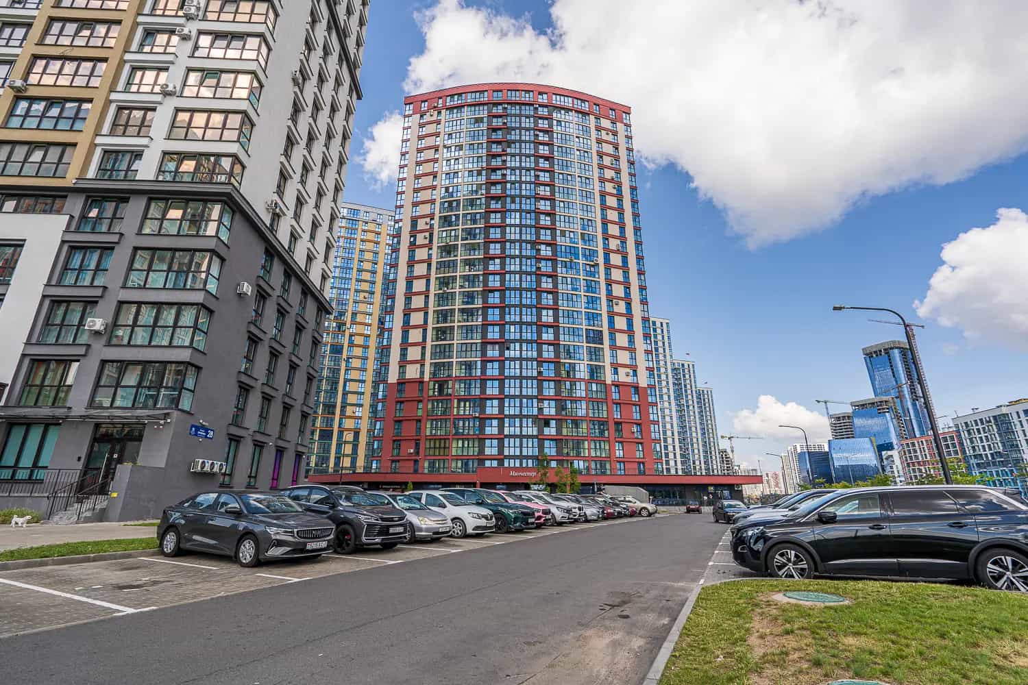 Беларусь, Минск, улица Жореса Алфёрова, 7
