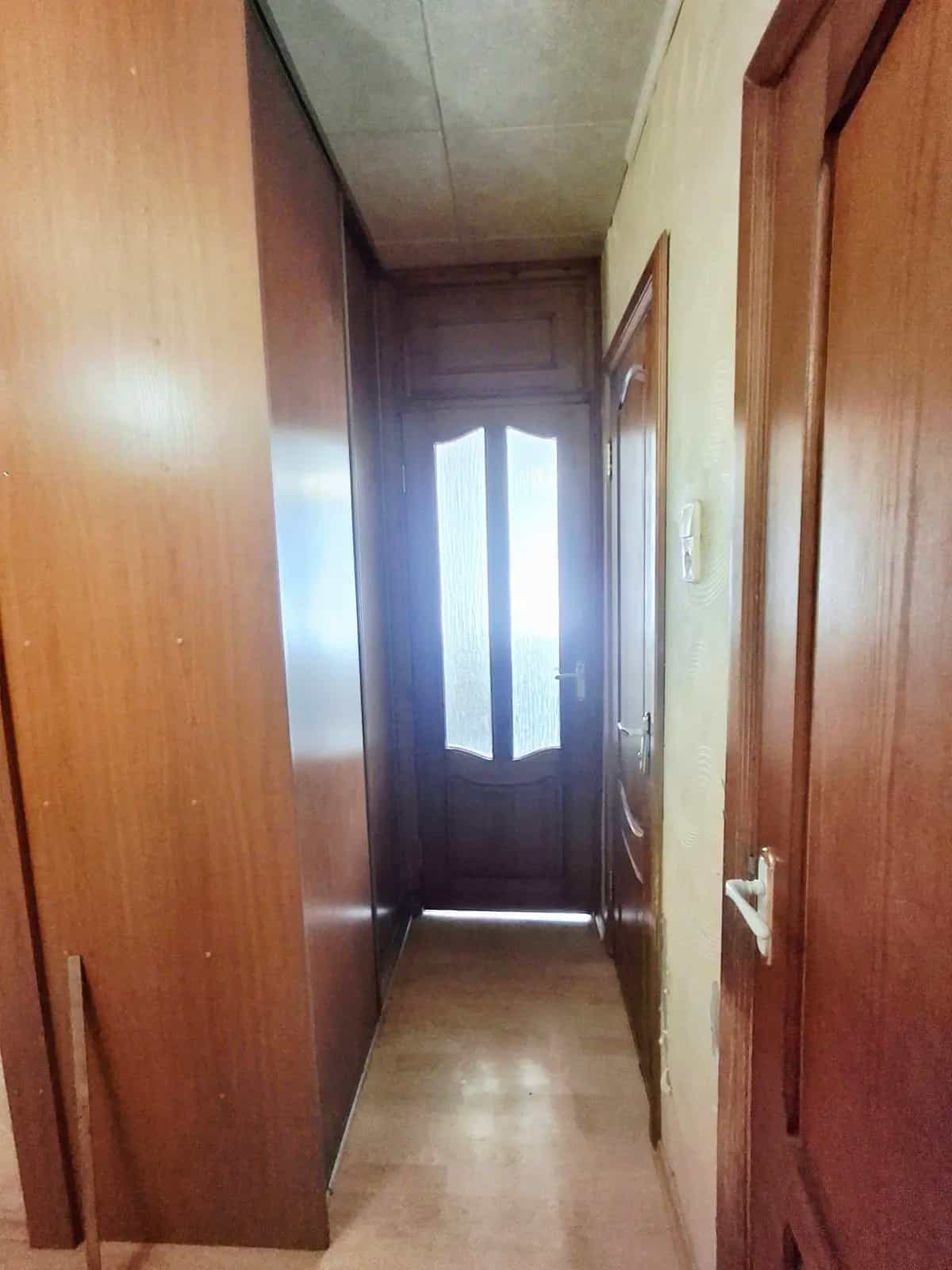 Беларусь, Минская область, Солигорск, улица Константина Заслонова, 65, фото 14