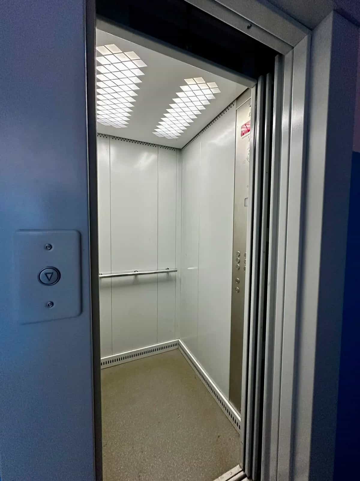Беларусь, Гомельская область, Светлогорск, улица Дружбы, 2А, фото 14