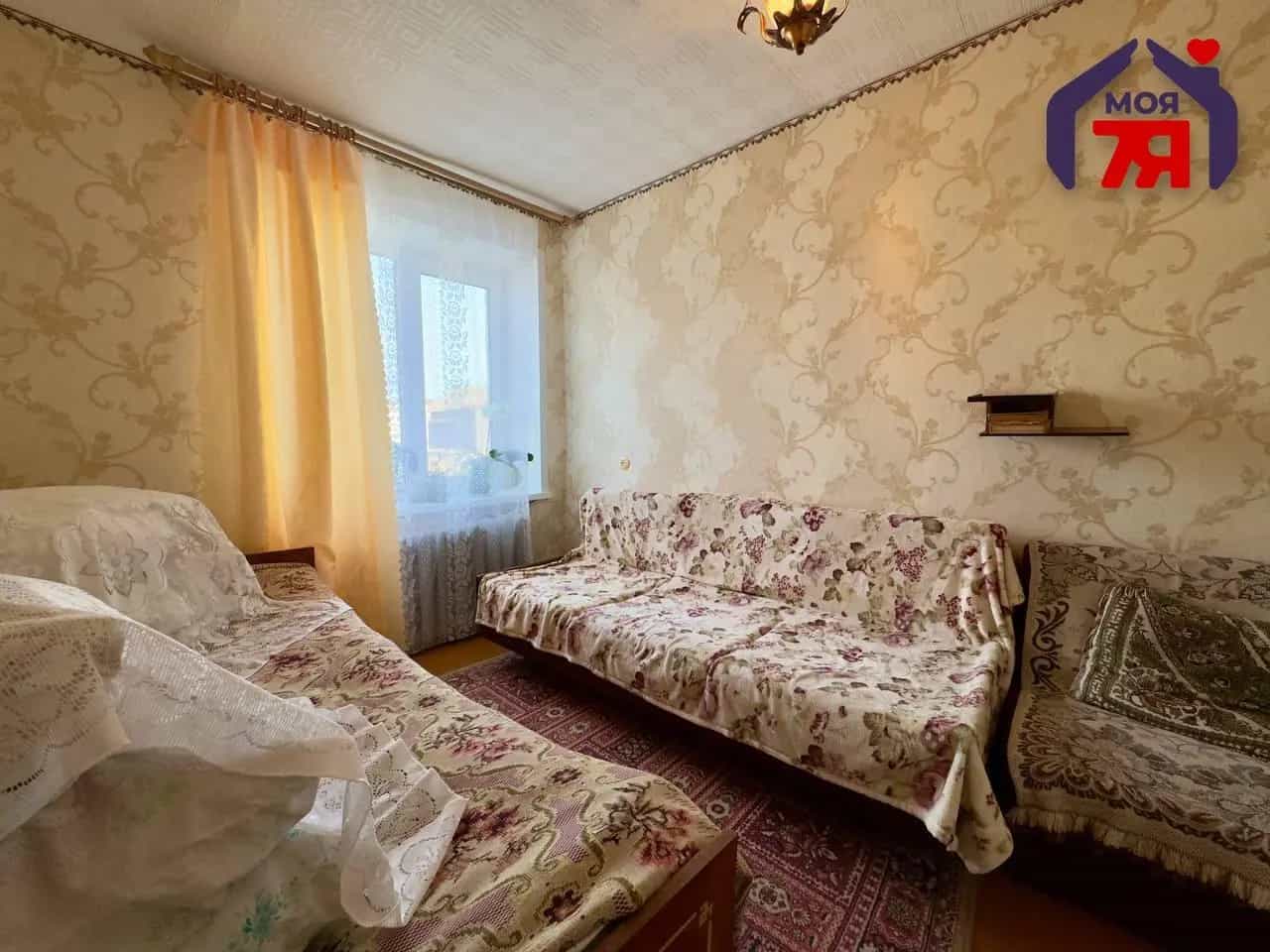 Беларусь, Минская область, Солигорский район, Краснодворский сельсовет, агрогородок Кривичи, Центральная улица, 18, фото 12