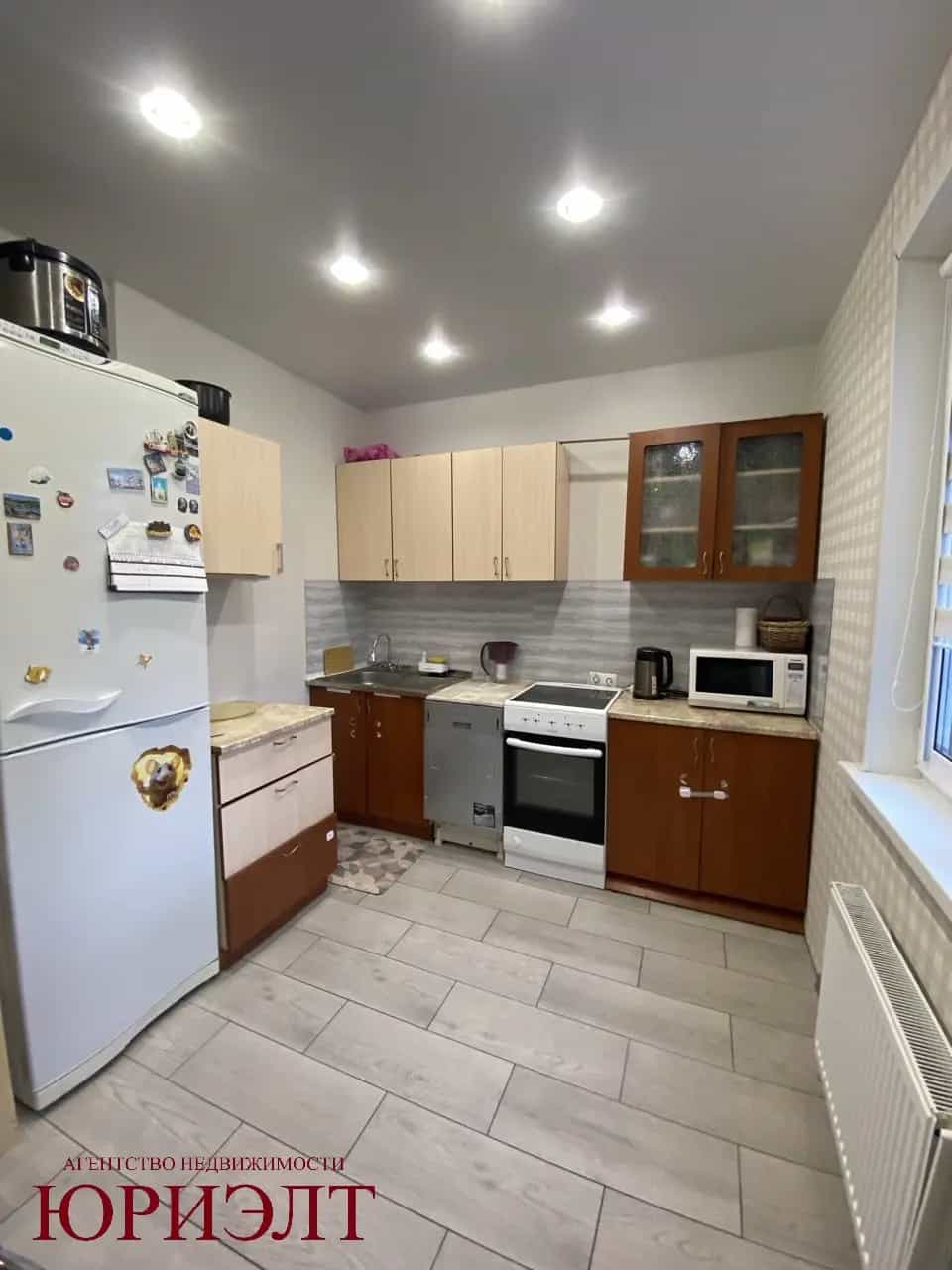 Беларусь, Минск, улица Карвата, 10Б, фото 8