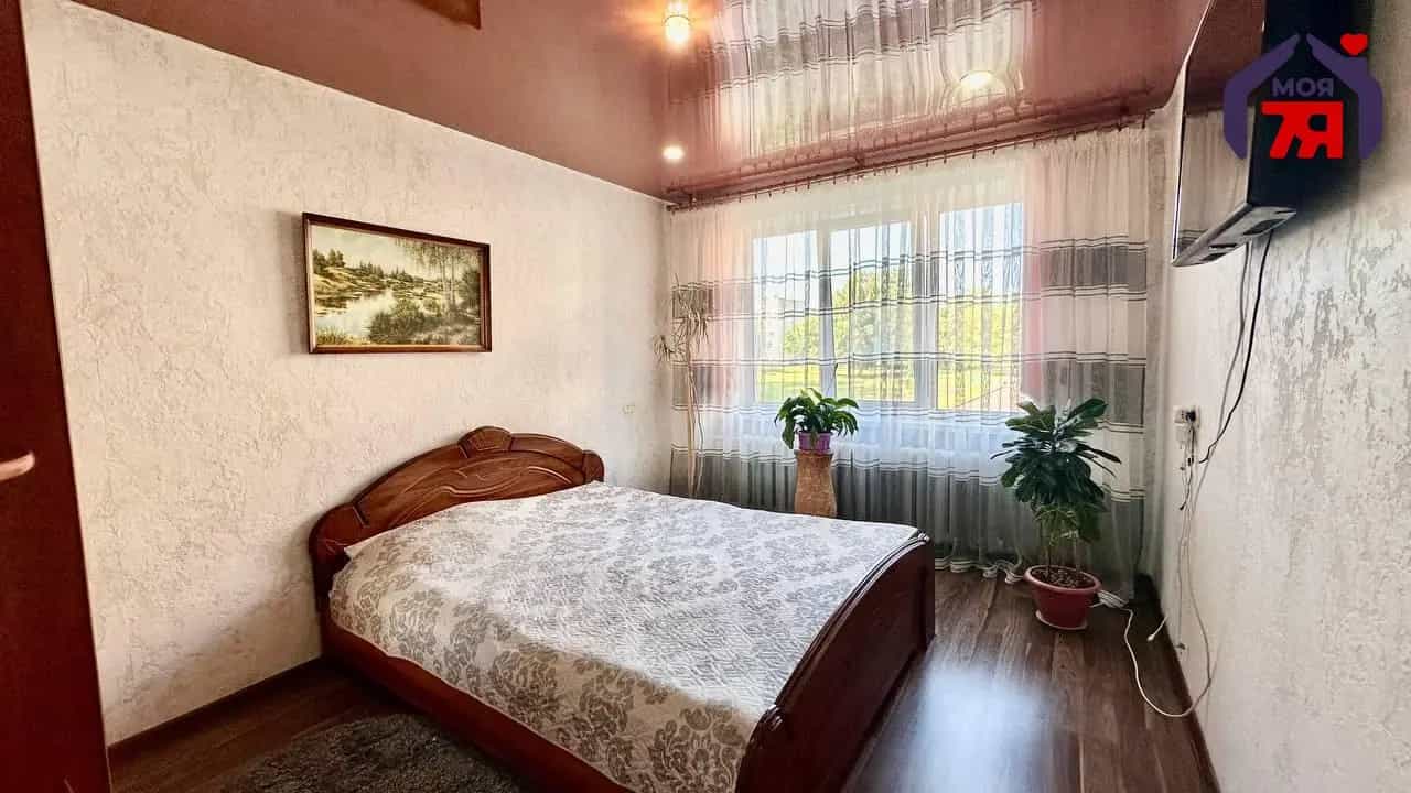 Беларусь, Минская область, Слуцк, Молодёжная улица, 4, фото 10