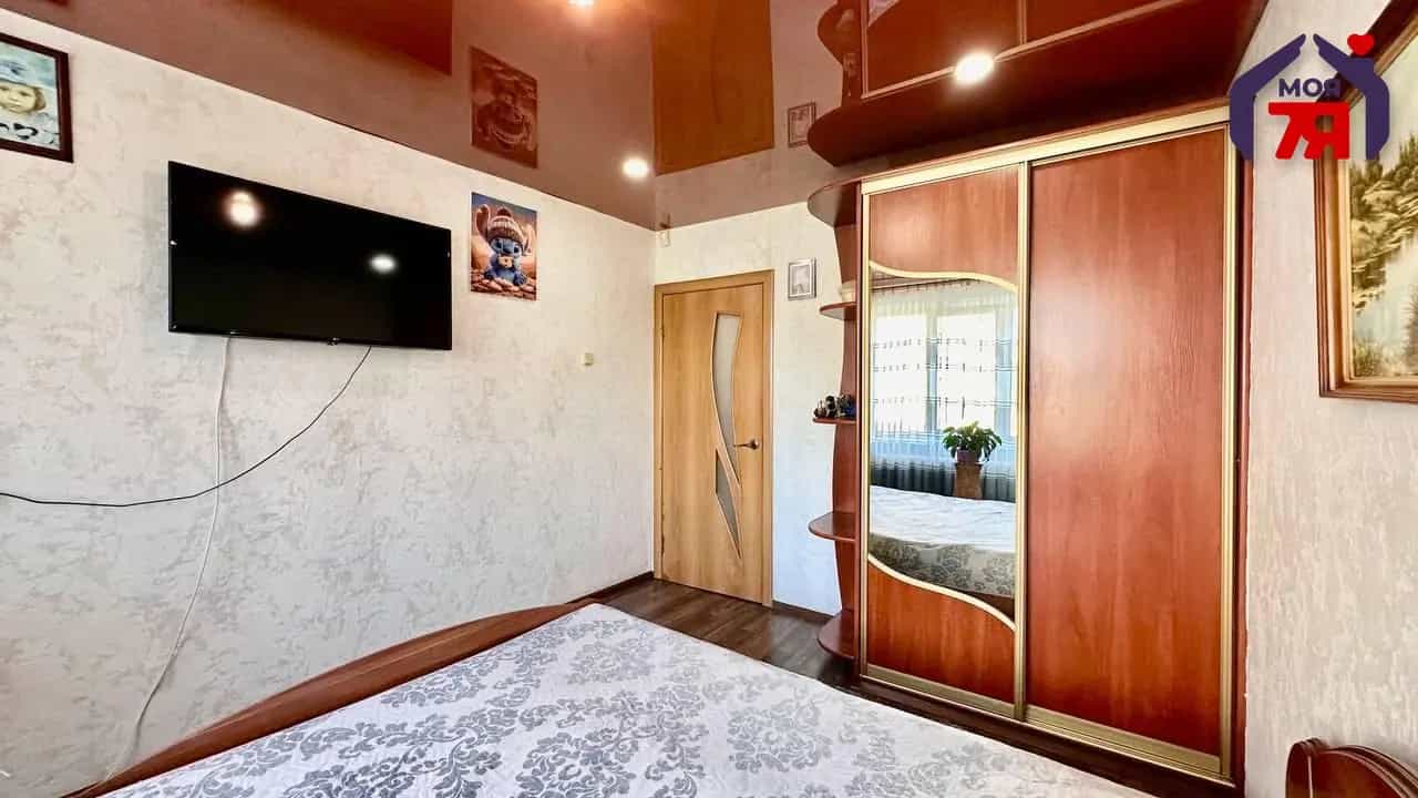 Беларусь, Минская область, Слуцк, Молодёжная улица, 4, фото 11