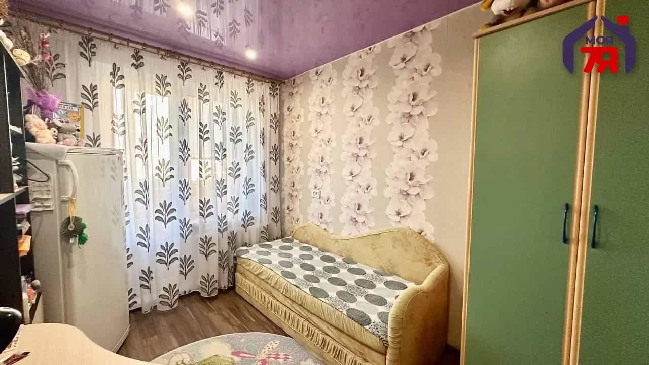 Беларусь, Минская область, Слуцк, Молодёжная улица, 4, фото 16