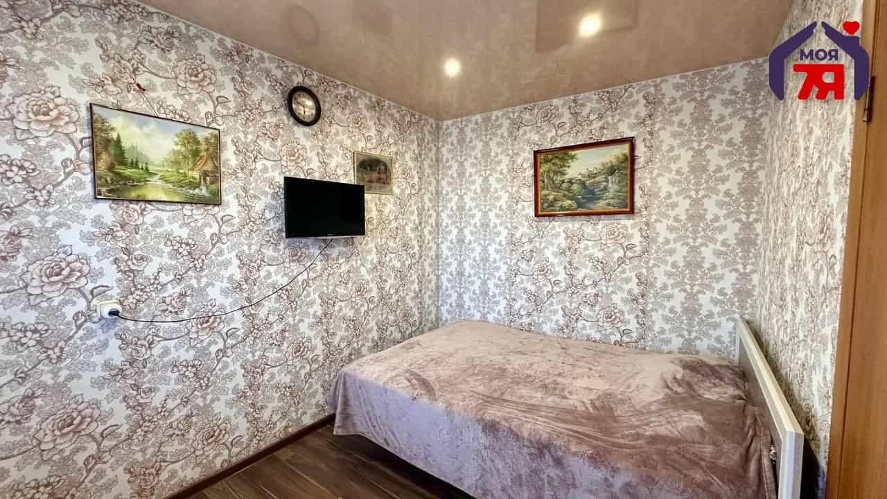 Беларусь, Минская область, Слуцк, Молодёжная улица, 4, фото 18