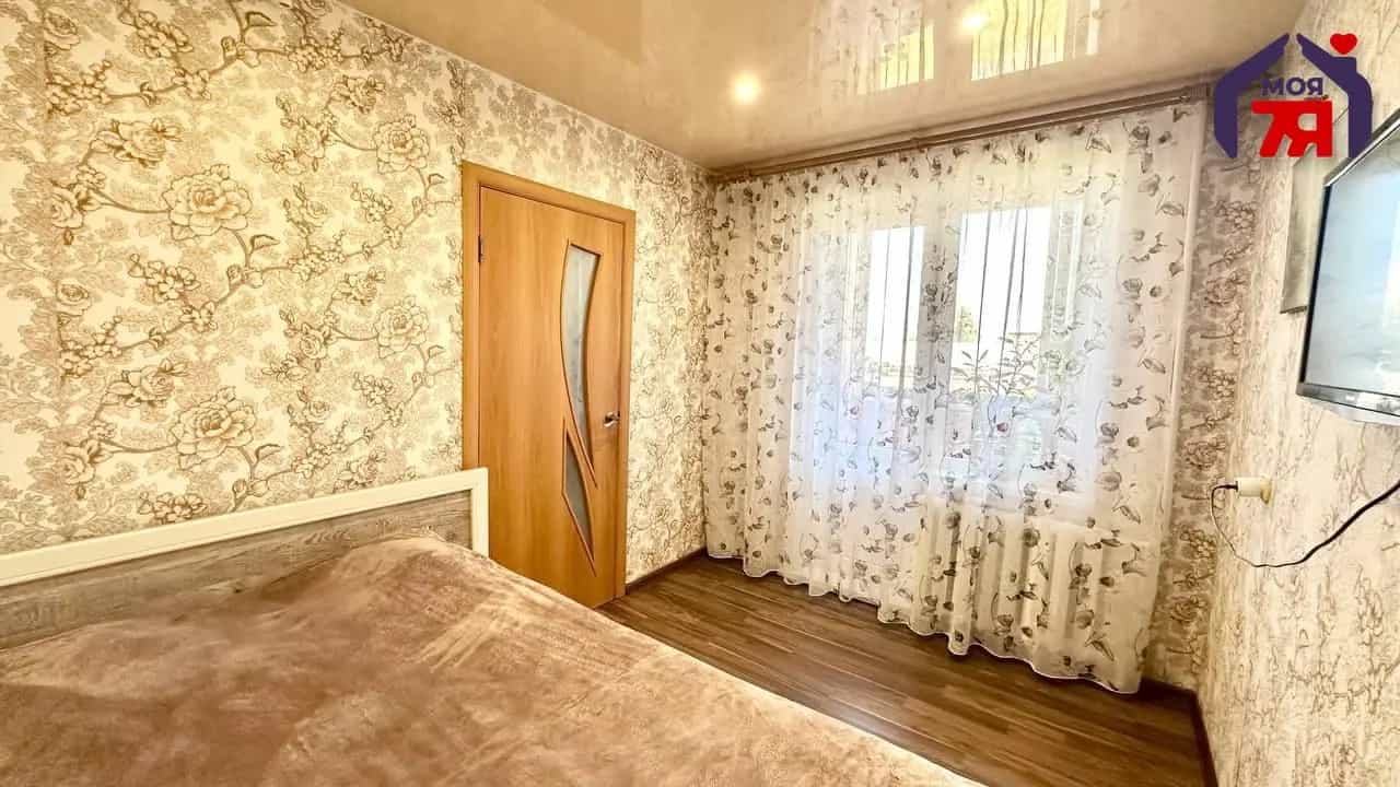 Беларусь, Минская область, Слуцк, Молодёжная улица, 4, фото 19