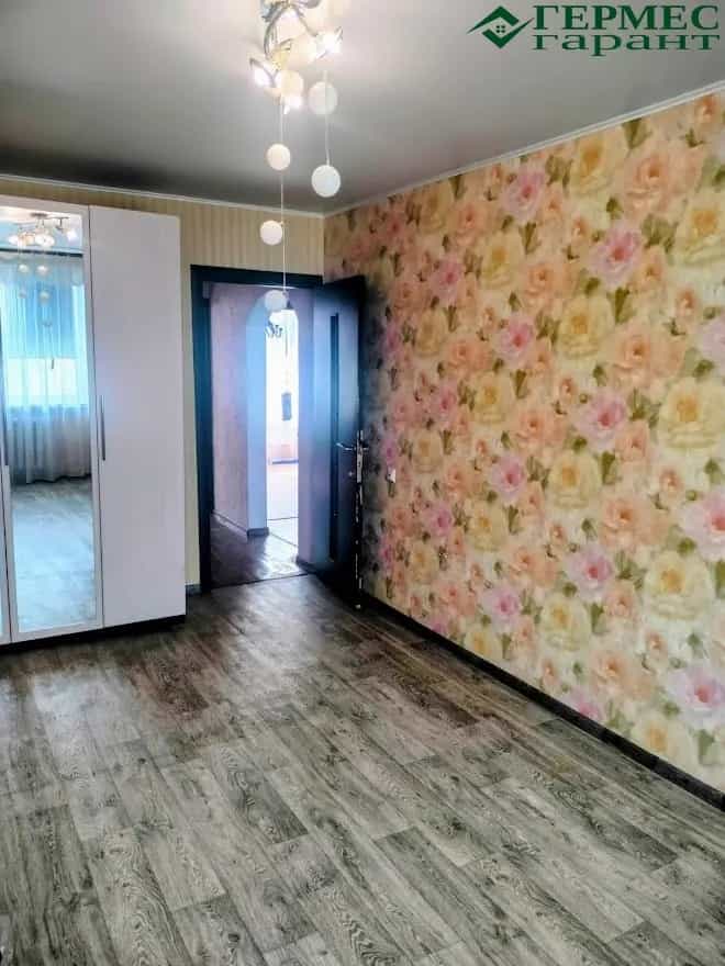 Беларусь, Гродненская область, Лида, улица Южный Городок, 18, фото 6
